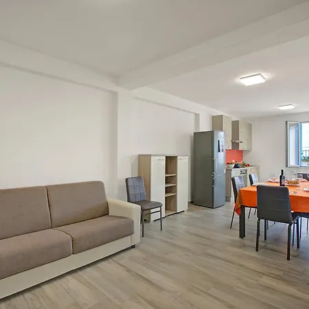 Apartment La Primula